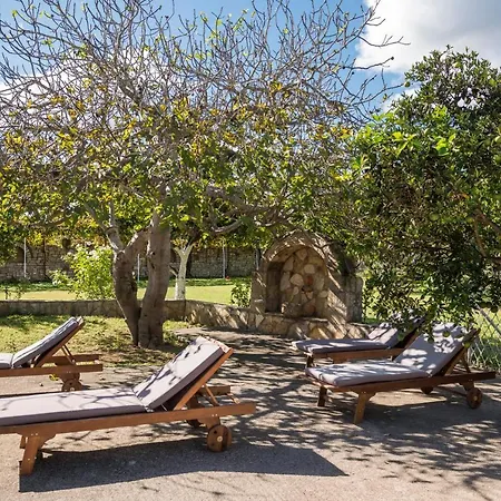 Akroyali & Aparthotel Messinia