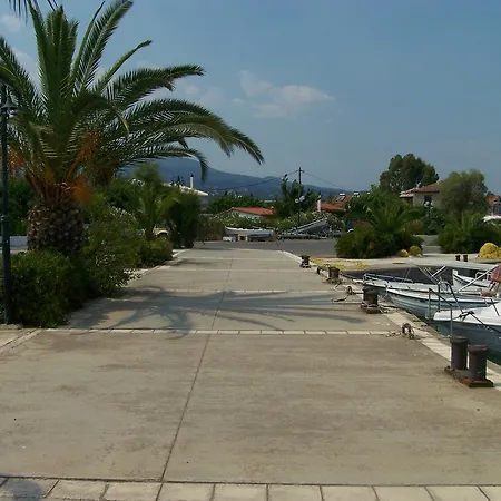 Апарт-отель Akroyali &