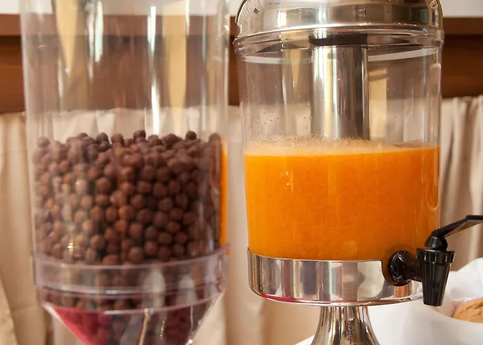 Akroyali & Aparthotel Mési